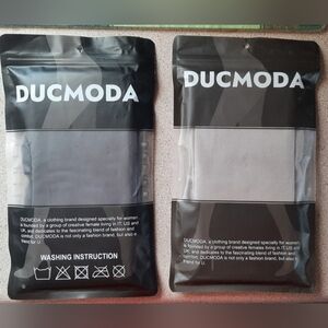 2 Pairs of Ducmoda Tights Size L/XL Grey & Charcoal